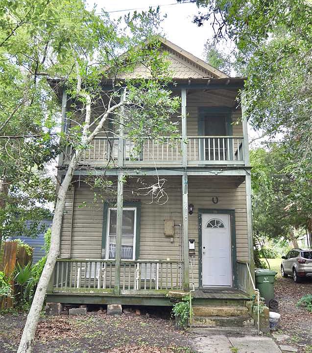 2nd image of 76 Lincoln St