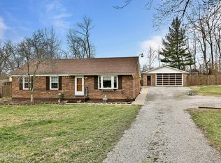 974 Trout Ln, Shelbyville, KY 40065