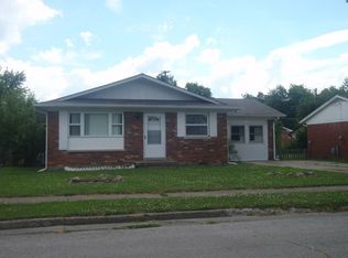 609 Rogers Rd, Lexington, KY 40505