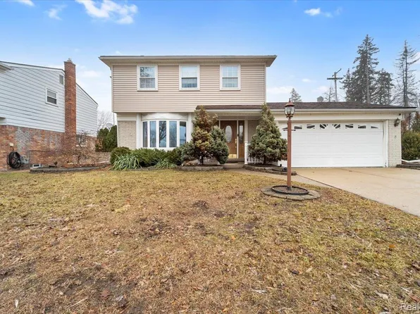 10935 Westlake St, Taylor, MI 48180