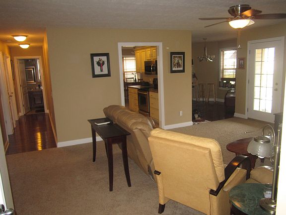 2nd image of 1042 Angelica St
