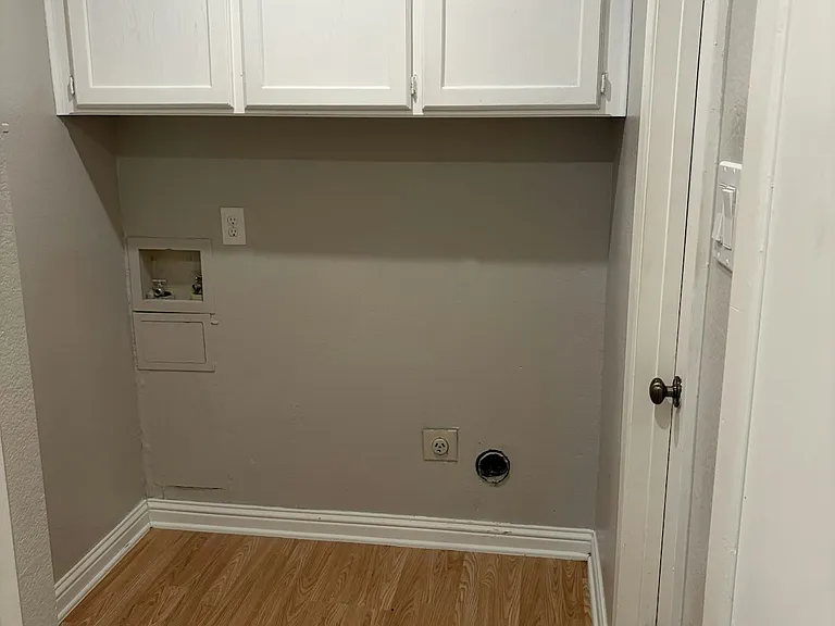 816 Betty Ct #B — Photo 13
