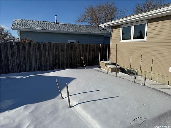 5th image of 71 Paynter Cres