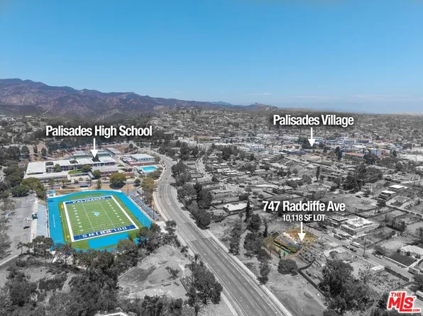 747 Radcliffe Ave, Pacific Palisades, CA 90272