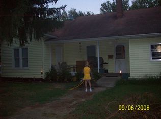 108 Hayes Ave, Hartsville, TN 37074