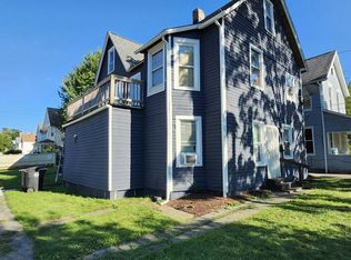 2033 W 98th St, Cleveland, OH 44102