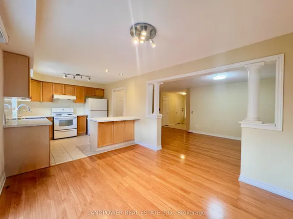 3 Balmano Rd, Markham, ON L6E 1S1