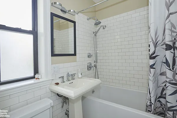 Rented by Brown Harris Stevens | media 19