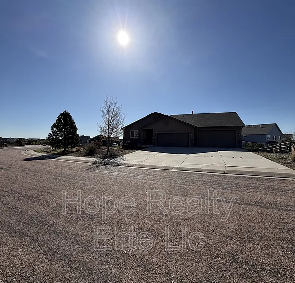 10931 Glen Canyon Dr — Photo 4