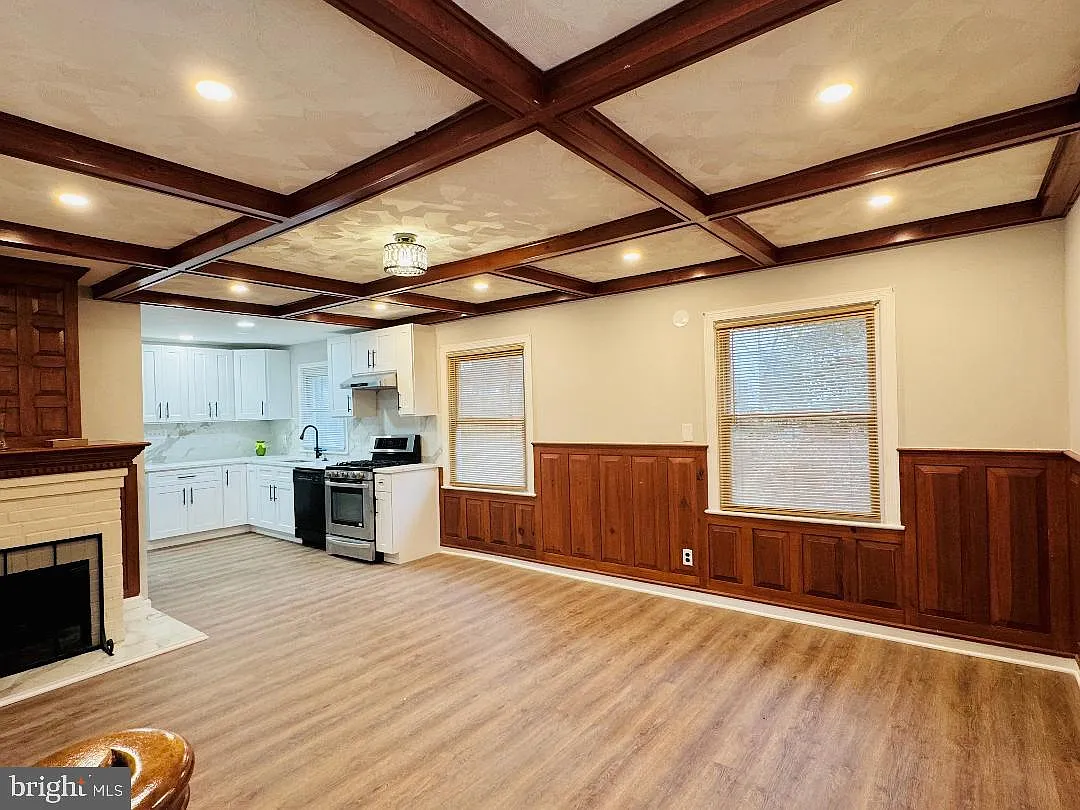 Building Photo - 1111 Edmonston Dr