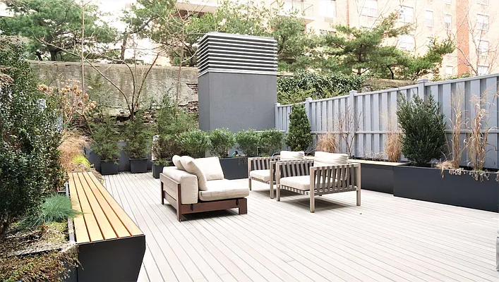 Rented by Keller Williams NYC | media 17