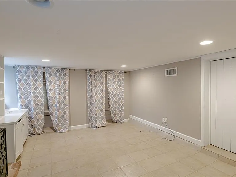 324 Dalewood Dr — Photo 23