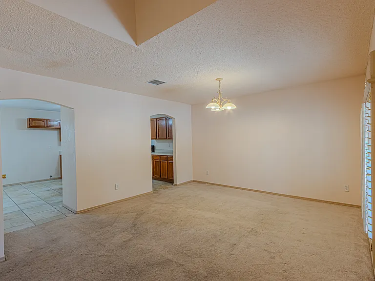 712 Laramie River Ave — Photo 4