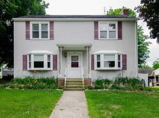 417 E Main St, Manchester, MI 48158