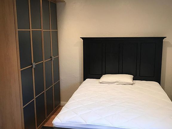 5th image of 711 San Fernando Pl APT 4
