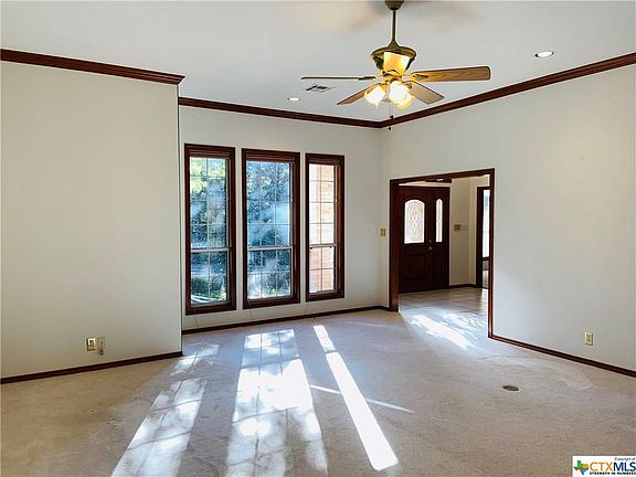 2nd image of 4802 Ascot Pkwy