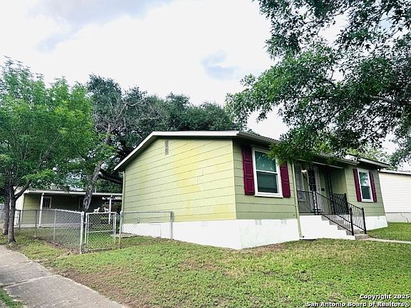 2nd image of 703 mcdougal