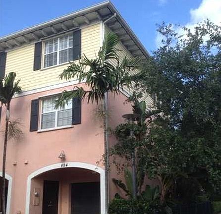 3rd image of 468 NE 2nd Ave