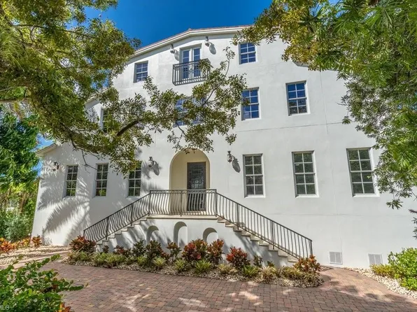 1160 8th ST S, NAPLES, FL 34102