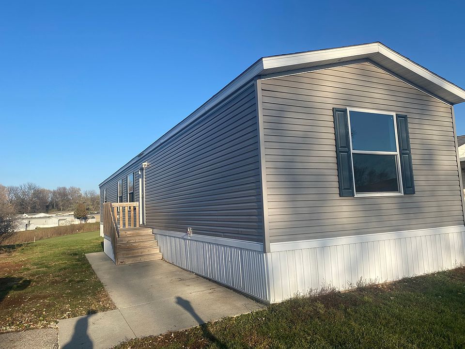 1st image of 7085 Bloomfield Rd #1a1