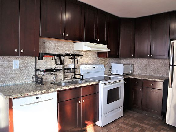 4th image of 4300 W Ford City Dr #A1506