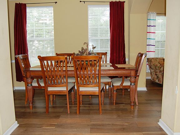 5th image of 2252 Beach Dr