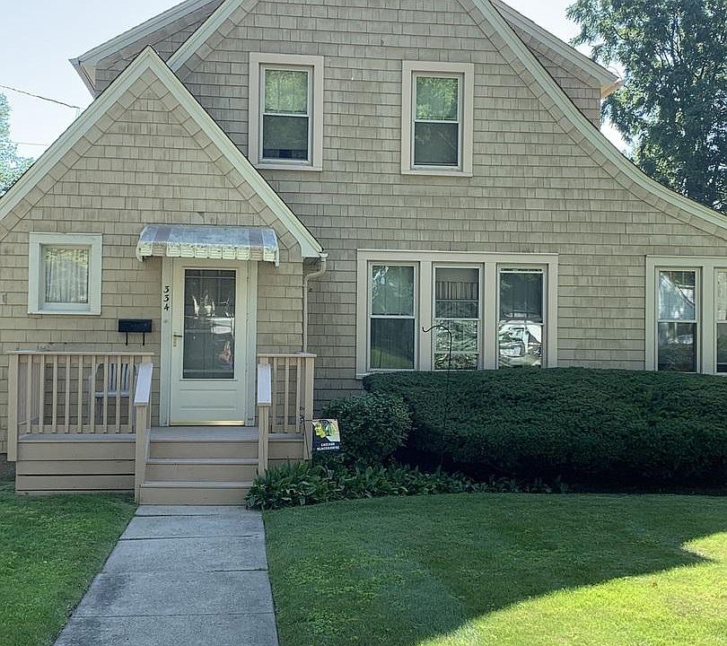 1st image of 334 Pleasant St