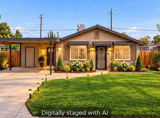 11861 Chris Ln, Hanford, CA 93230