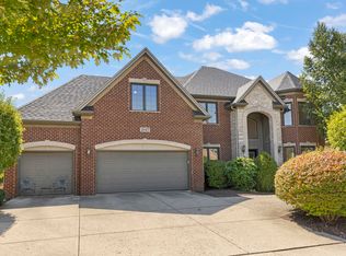 26307 W Whispering Woods Ct, Plainfield, IL 60585