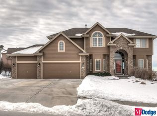 1305 Joy St, Papillion, NE 68046