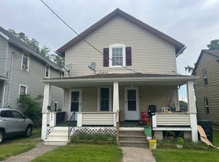 843 Bond St #UP, Elyria, OH 44035