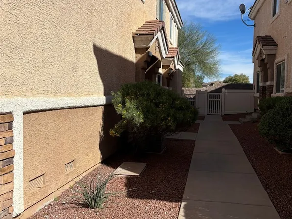 90 Dow Jones St Unit 1, Henderson, NV 89074