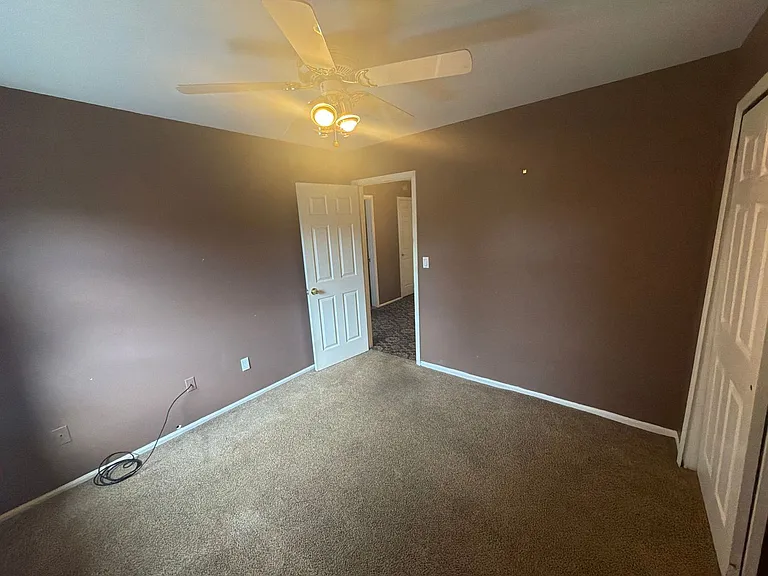 8 Lindner Ln — Photo 11