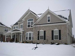 2nd image of 2581 Twin Lakes Dr