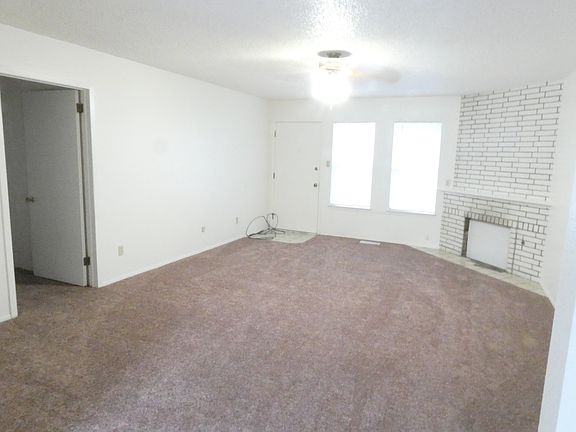 3rd image of 706 N C St APT A