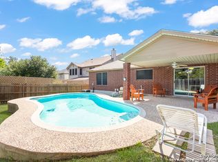 11018 Forest Shower, Live Oak, TX 78233