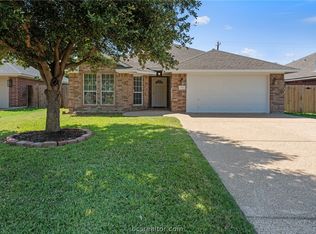 3702 Dove Hollow Ln, College Station, TX 77845