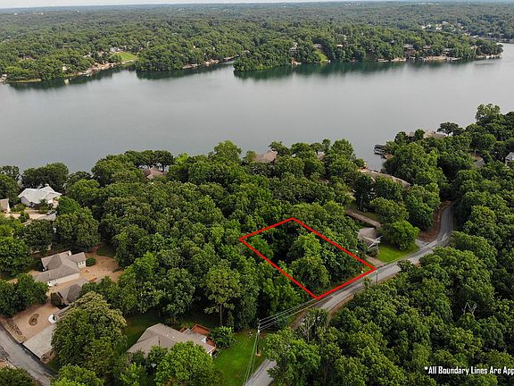 4th image of 38 Kincardine Cir