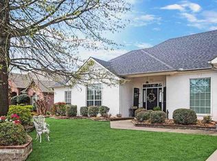 1235 Sea Breeze Dr, Conway, AR 72034