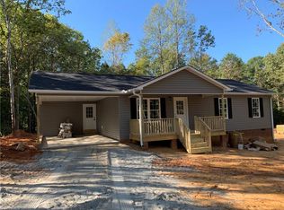 5237 Parinna Dr, Trinity, NC 27370