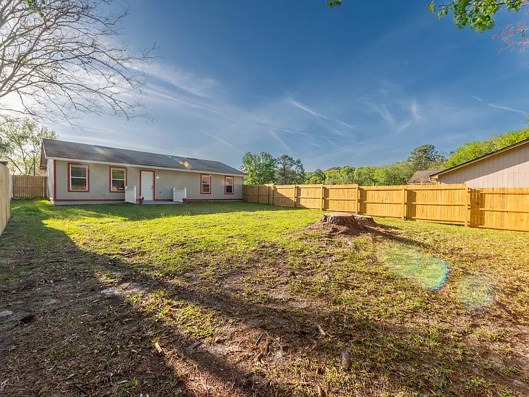1529 Ibis Dr — Photo 42