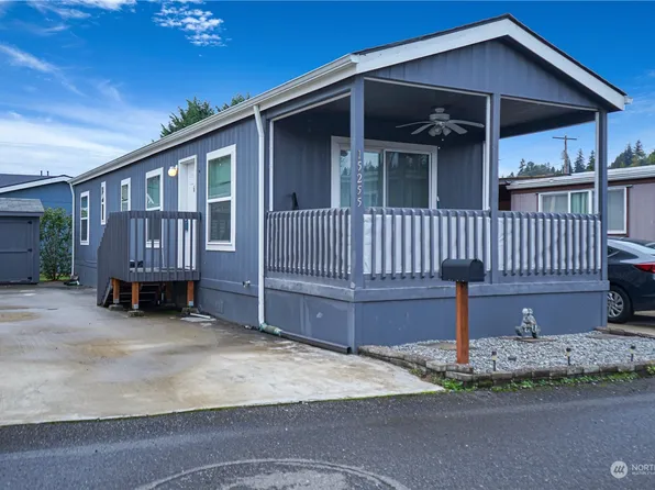15255 Maple Drive, Renton, WA 98058