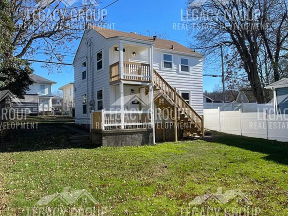 2nd image of 2216 Mount Vernon Ave APT A