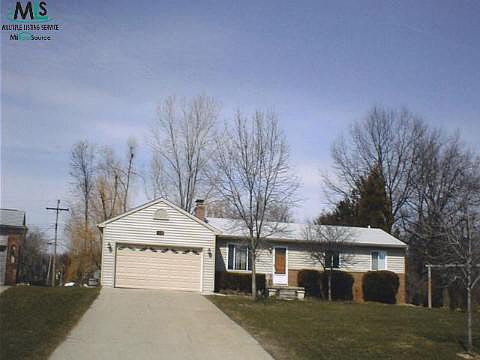 1st image of 1528 Nancy G Ln #G