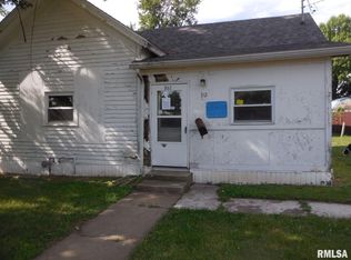 312 E Washington St, Mount Sterling, IL 62353