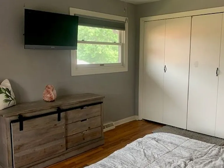 545 Crestmore Pl — Photo 9