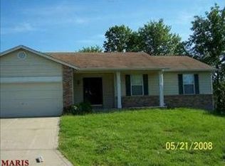 103 Four Winds Dr, Saint Peters, MO 63376
