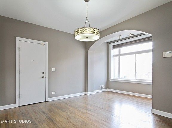 2nd image of 3843 W Altgeld St #1