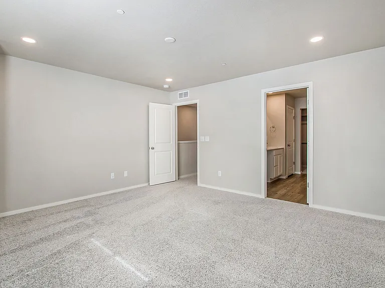 6723 W 4th Street Rd #2 — Photo 10