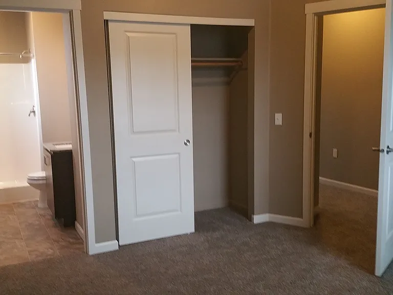 Encore Apartments — Photo 15